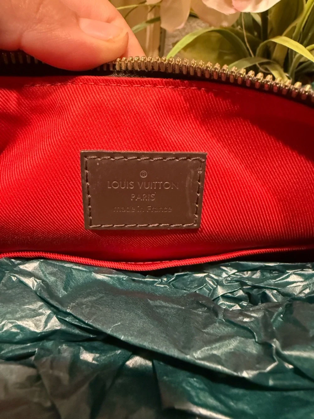 Louis Vuitton Brown Damier Ebene Shoulder Bag with Red Strap Lining - Picture 8 of 10